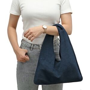 Tiffany & Fred Paris
Suede Hobo Bag